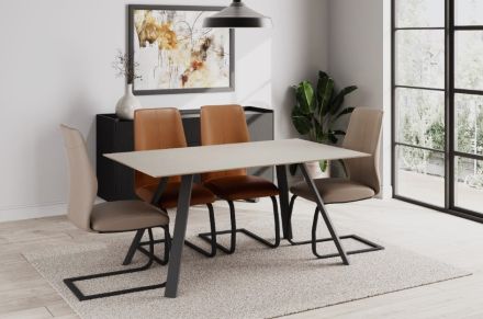 QUN Dining 